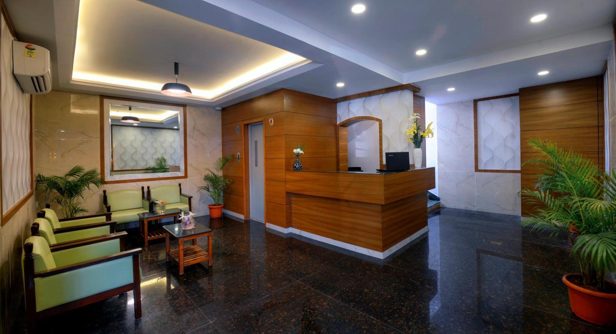 Treehouse Neptune Inn Panaji Luaran gambar